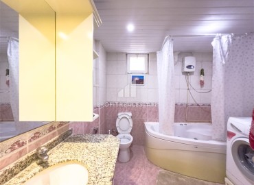 Уютная трехкомнатная квартира с отдельной кухней, 110м², в бюджетном доме в центре Алании, в Кале ID-18261 фото-9