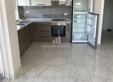 Частично меблированная квартира с двумя спальнями, 115м², в элитном комплексе в 900м от пляжа Инжекум в Авсалларе, Алания ID-18271 фото-3