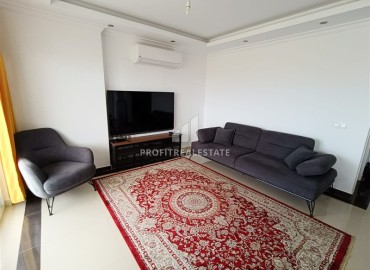 Видовой трехкомнатный пентхаус, 110м², в комплексе с хорошей инфраструктурой, недалеко от моря в Махмутларе, Алания ID-18276 фото-3