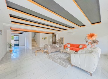 Меблированная двухкомнатная квартира, 55м², на высоком этаже в комфортабельной резиденции в Махмутларе, Алания ID-18280 фото-13