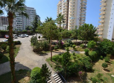 Эконом вариант, квартира в жилом комплексе с большим садом и лифтом в Махмутларе ID-1429 фото-11