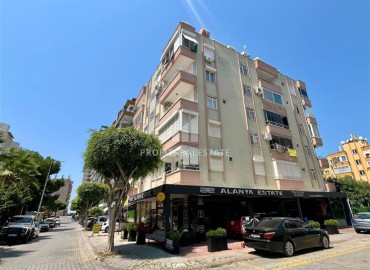 Недорогая меблированная квартира с одной спальней, 55м², в доме городского типа в Махмутларе, Алания ID-18294 фото-1