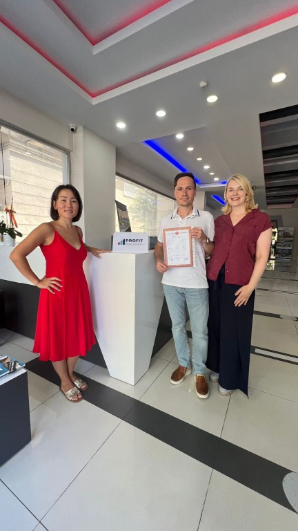 Рафаэль и Марина Отзыв Profit Real Estate}}