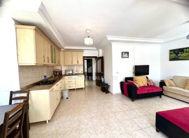 Меблированная двухкомнатная квартира, 80м² с удачной локацией в 500м от моря в Махмутларе, Алания ID-18309 фото-2