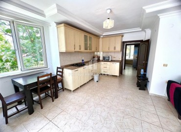 Меблированная двухкомнатная квартира, 80м² с удачной локацией в 500м от моря в Махмутларе, Алания ID-18309 фото-5