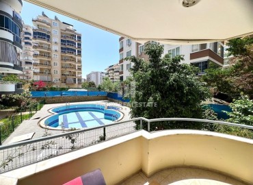 Меблированная двухкомнатная квартира, 80м² с удачной локацией в 500м от моря в Махмутларе, Алания ID-18309 фото-12