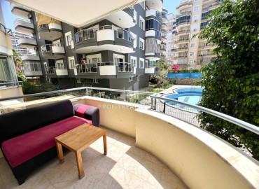 Меблированная двухкомнатная квартира, 80м² с удачной локацией в 500м от моря в Махмутларе, Алания ID-18309 фото-13