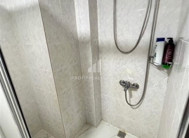 Недорогая квартира с одной спальней, 58м², в комплексе с бассейном и отличной локацией в Махмутларе, Алания ID-18312 фото-12