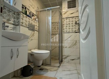 Меблированная двухкомнатная квартира, 65м², с остекленным балконом и видом на горы в в Махмутларе, Алания, 550м от моря ID-18315 фото-16