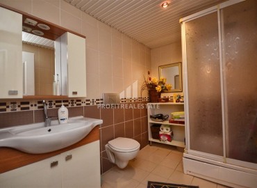 Уютная меблированная квартира 2+1, 120м², с удачной локацией в хорошей резиденции Махмутлара, Алания ID-18320 фото-12