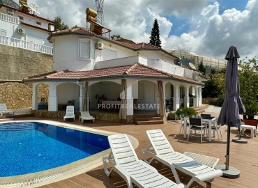 Меблированная частная вилла 4+1, 220м², с личным бассейном и садом в районе Алании Махмутлар ID-18339 фото-1