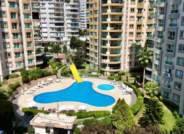 Готовая к проживанию, трехкомнатная квартира, 110м², в комфортабельной резиденции в 300м от моря в Махмутларе, Алания ID-18350 фото-1