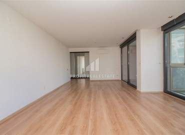 Газифицированная квартира 3+1 с отдельной кухней, 150м² в новом комплексе с бассейном в Анталии, район Муратпаша ID-18353 фото-4