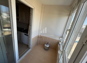 Видовая меблированная квартира 4+1, 150м², с отдельной кухней в доме городского типа в районе Газипаша, Алания ID-18355 фото-3