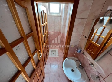 Видовая меблированная квартира 4+1, 150м², с отдельной кухней в доме городского типа в районе Газипаша, Алания ID-18355 фото-9