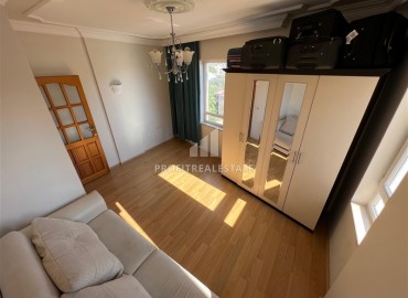 Видовая меблированная квартира 4+1, 150м², с отдельной кухней в доме городского типа в районе Газипаша, Алания ID-18355 фото-18