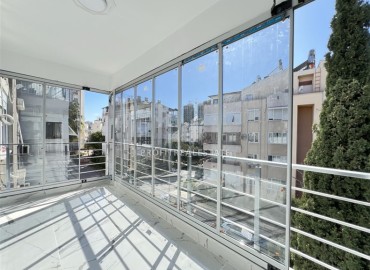 Апартаменты 3+1 с отдельной кухней, 150м² с ремонтом, в 500м от моря в Анталии, район Муратпаша, Ширинйалы ID-18358 фото-7