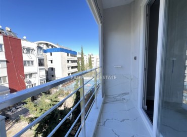 Апартаменты 3+1 с отдельной кухней, 150м² с ремонтом, в 500м от моря в Анталии, район Муратпаша, Ширинйалы ID-18358 фото-12