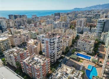 Меблированный пентхаус 2+1, 95м², с видом на море в резиденции с крытым бассейном у рынка в Махмутларе, Алания ID-18360 фото-1