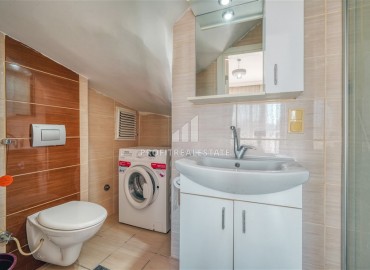 Меблированный пентхаус 2+1, 95м², с видом на море в резиденции с крытым бассейном у рынка в Махмутларе, Алания ID-18360 фото-5