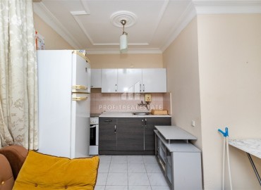 Меблированные апартаменты 1+1, 62м², с двумя балконами, в центре Алании в 200м от пляжа Клеопатры ID-18366 фото-4