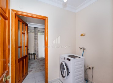 Меблированные апартаменты 1+1, 62м², с двумя балконами, в центре Алании в 200м от пляжа Клеопатры ID-18366 фото-10