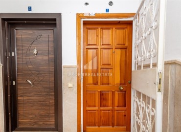 Меблированные апартаменты 1+1, 62м², с двумя балконами, в центре Алании в 200м от пляжа Клеопатры ID-18366 фото-16