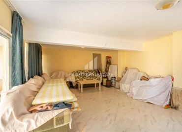 Меблированная трехэтажная вилла с четырьмя спальнями, 250м², у моря, в районе Алании Паяллар. ID-18367 фото-4