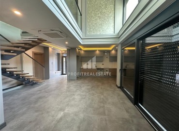 Новая частная вилла с четырьмя спальнями, 350м², с бассейном и садом под гражданство, Кемер, Анталия ID-18372 фото-2