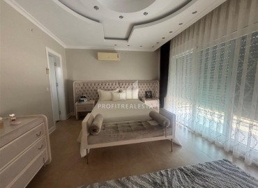 Частная трехэтажная вилла с четырьмя спальнями, 275м², с бассейном и садом, Гейнюк, Анталия, под гражданство ID-18383 фото-19