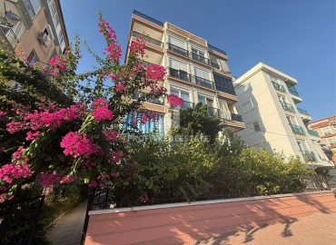 Трехкомнатная квартира, 110м² с отдельной кухней в резиденции с автомобильной парковкой в районе Анталии - Муратпаша ID-18384 фото-1