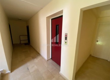 Меблированная квартира с двумя спальнями, 110м², в комплексе с бассейном у вторничного рынка в Махмутларе, Алания ID-18388 фото-9