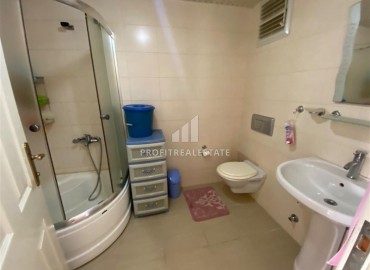 Меблированная квартира с двумя спальнями, 110м², в комплексе с бассейном у вторничного рынка в Махмутларе, Алания ID-18388 фото-12