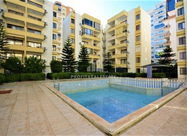 Недорогая вторичная недвижимость: квартира 1+1, 50м², в 250м от моря с мебелью и техникой в Махмутларе, Алания ID-18396 фото-1