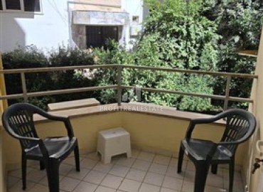 Недорогая вторичная недвижимость: квартира 1+1, 50м², в 250м от моря с мебелью и техникой в Махмутларе, Алания ID-18396 фото-12