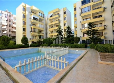 Недорогая вторичная недвижимость: квартира 1+1, 50м², в 250м от моря с мебелью и техникой в Махмутларе, Алания ID-18396 фото-15