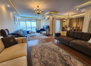 Видовой меблированный пентхаус с тремя спальнями, 160м², у пляжа Клеопатры, Алания ID-18397 фото-2