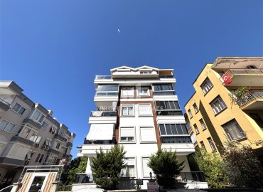 Стильная трехкомнатная квартира, 85м², в современном доме с парковкой в центре Алании, в 250 метрах от пляжа Клеопатра. ID-18414 фото-1