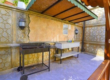 Меблированные двухкомнатные апартаменты, 65м², в комплексе премиум класса в 300м от моря в центре Махмутлара, Алания. ID-18415 фото-16