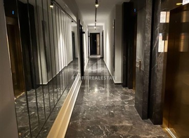 Уютная двухкомнатная квартира, 82,5м², в новостройке премиум класса на первой береговой линии в центре Алании под ВНЖ ID-18421 фото-17