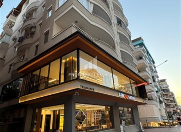 Перевернутый дуплекс с тремя спальнями, 220м², в комплексе с хорошей инфраструктурой, у моря в Махмутларе, Алания ID-18428 фото-1