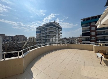 Перевернутый дуплекс с тремя спальнями, 220м², в комплексе с хорошей инфраструктурой, у моря в Махмутларе, Алания ID-18428 фото-11