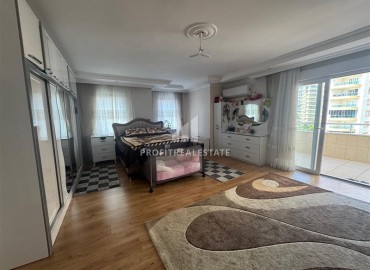 Перевернутый дуплекс с тремя спальнями, 220м², в комплексе с хорошей инфраструктурой, у моря в Махмутларе, Алания ID-18428 фото-14