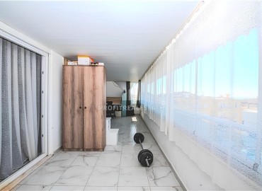 Элегантный пентхаус с двумя спальнями, 120м², в комфортабельном комплексе у моря в Махмутларе, Алания ID-18431 фото-18