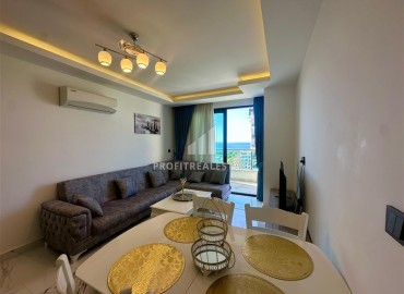 Видовая двухкомнатная меблированная квартира 60м² в новой резиденции в центре Махмутлара, Алания ID-18460 фото-3