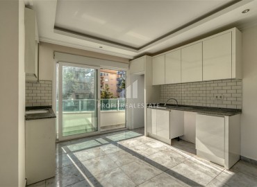 Трехкомнатная квартира, 80м², с видом на горы, в комплексе с бассейном у моря в Махмутларе, Алания. ID-18468 фото-4