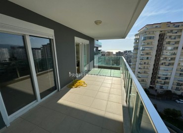 Элегантная видовая линейная квартира для большой семьи 3+1, 170м², с отдельной кухней в 700м от моря в Махмутларе, Алания ID-18470 фото-20