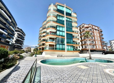 Видовая стильная квартира 1+1, 65м², в элитном комплексе на первой береговой линии в районе Тосмур, Алания ID-18497 фото-2