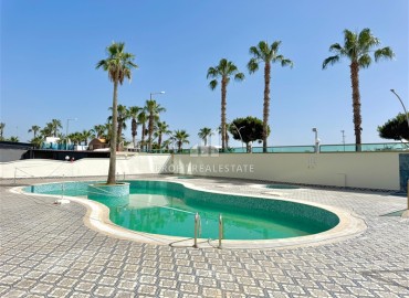 Видовая стильная квартира 1+1, 65м², в элитном комплексе на первой береговой линии в районе Тосмур, Алания ID-18497 фото-17