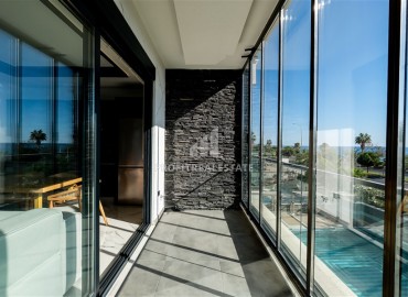 Готовая к проживанию, видовая квартира 1+1, 45м², в комфортабельном комплексе в 50м от моря, Кестель, Алания ID-18513 фото-9